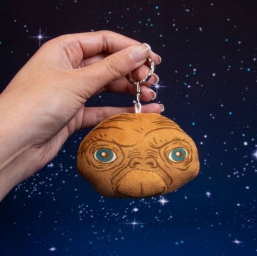 Avaimenper�: E.T. - The Extra-Terrestrial (With Sound)