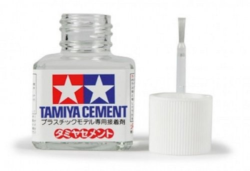 Tamiya: Cement (40ml)