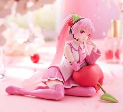 Figu: Hatsune Miku - Sakura Miku Desktop Cute Cherry Cushion Ver. (13cm)