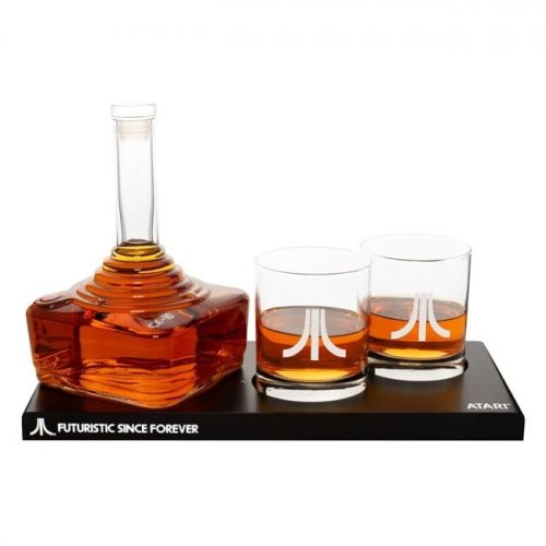 Lahjasetti: Official Atari Joystick Decanter Set